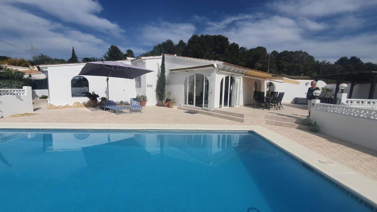 Cheerful 2-Bedroom Villa With Private Pool カルプ エクステリア 写真