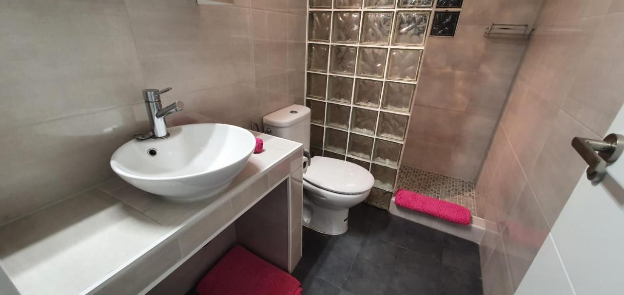 Cheerful 2-Bedroom Villa With Private Pool カルプ エクステリア 写真